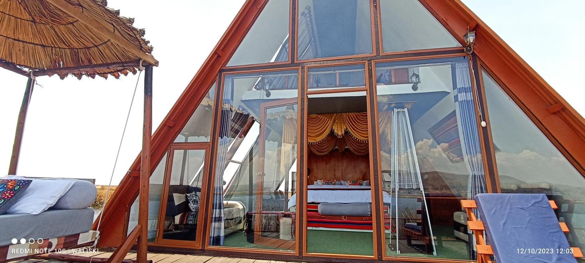 Uros Waliski Lodge Puno Habitación foto