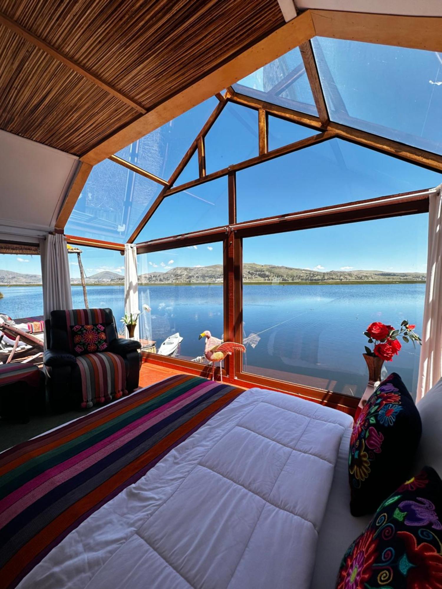 Uros Waliski Lodge Puno Exterior foto
